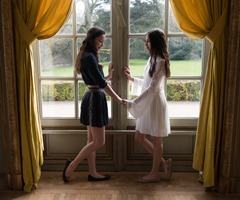 Family photo shooting at Château d'Artigny